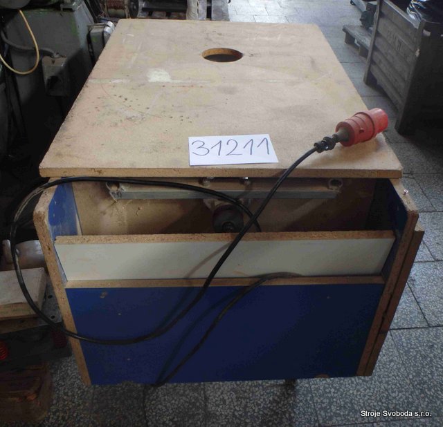 Cirkulárka na kotouč - Adamov pr.500 (31211 (2).jpg)